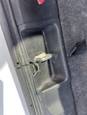 Csomagtér sérülések - nem-elfogadható