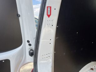 Csomagtér sérülések - nem-elfogadható