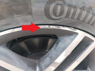 Gumiabroncs, könnyű-, vagy lemezfelni, dísztárcsák - nem elfogadható