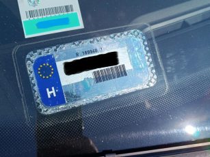 Üvegfelületek és világítás - elfogadható