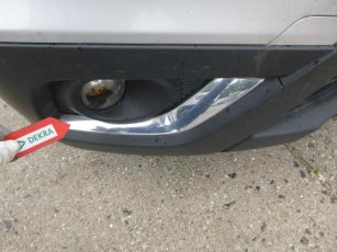 Üvegfelületek és világítás - nem elfogadható